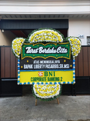 Papan Bunga Duka di Kediri